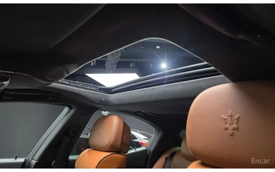 Maserati Ghibli 3.0 V6 / COGNAC INT / PANO / ЩОРИ - автомобили, коли, обяви за нови и употребявани 12