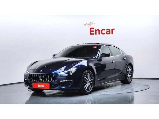 Maserati Ghibli 3.0 GranLusso* КОЖА* ОБДУХВ* НАВИ* ПАНО - автомобили, коли, обяви за нови и употребявани 0