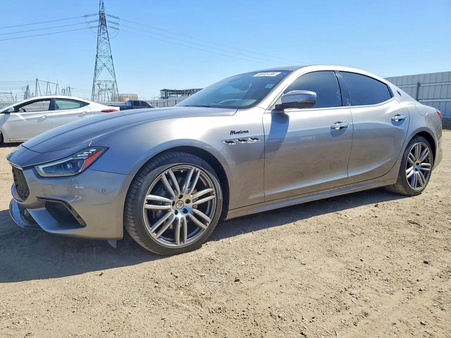 Maserati Ghibli - автомобили, коли, обяви за нови и употребявани 5