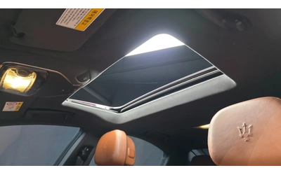 Maserati Ghibli 3.0 Diesel - автомобили, коли, обяви за нови и употребявани 13