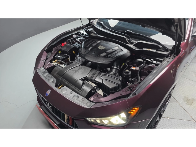 Maserati Ghibli 3.0 Diesel - автомобили, коли, обяви за нови и употребявани 5