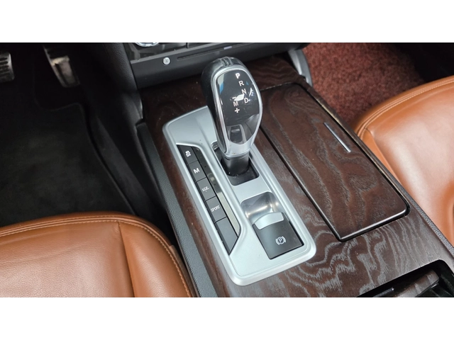 Maserati Ghibli 3.0 Diesel - автомобили, коли, обяви за нови и употребявани 8