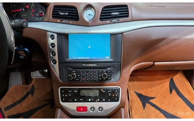 Maserati GranTurismo S* 4.7 - автомобили, коли, обяви за нови и употребявани 8