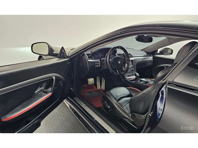 Maserati GranTurismo 4.7* SPORT* - автомобили, коли, обяви за нови и употребявани 5