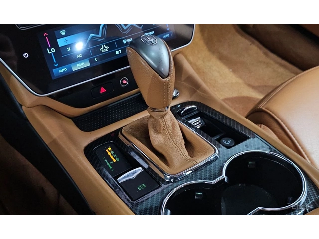 Maserati GranTurismo 4.2* V8 - автомобили, коли, обяви за нови и употребявани 11
