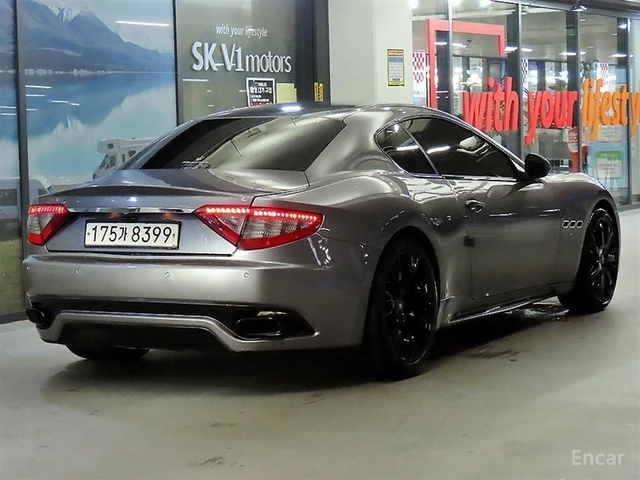 Maserati GranTurismo 4.7* V8* - автомобили, коли, обяви за нови и употребявани 1