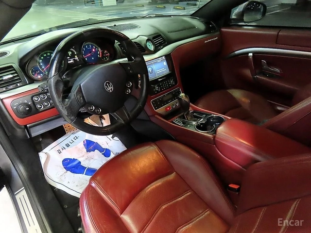 Maserati GranTurismo 4.7* V8* - автомобили, коли, обяви за нови и употребявани 9