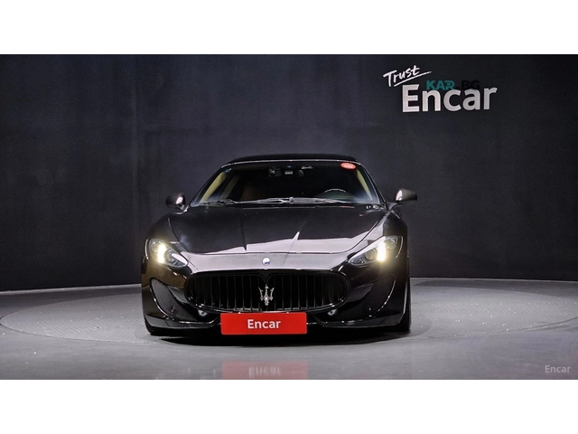 Maserati GranTurismo 4.7 SPORT* CARBON* КОЖА* ПОДГРЕВ* КАМЕРА - автомобили, коли, обяви за нови и употребявани 2