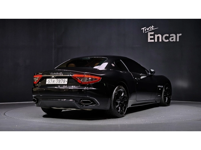 Maserati GranTurismo 4.7 Sport - автомобили, коли, обяви за нови и употребявани 1