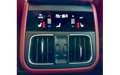 Maserati Grecale Trofeo* V6* 21" * ЧИСТО НОВ* ЛИЗИНГ - автомобили, коли, обяви за нови и употребявани 15