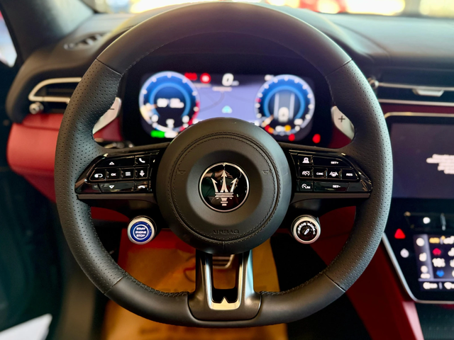 Maserati Grecale Trofeo* V6* 21" * ЧИСТО НОВ* ЛИЗИНГ - автомобили, коли, обяви за нови и употребявани 9