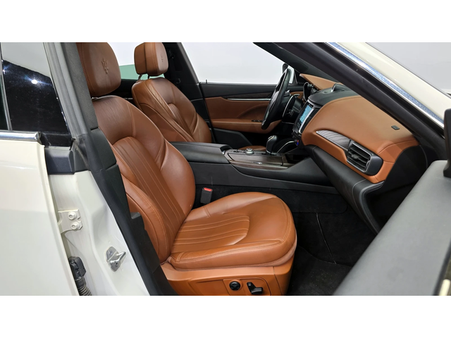 Maserati Levante 3.0 AWD SPORT autogeorge.com - автомобили, коли, обяви за нови и употребявани 10