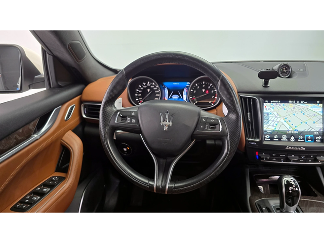 Maserati Levante 3.0 AWD SPORT autogeorge.com - автомобили, коли, обяви за нови и употребявани 12