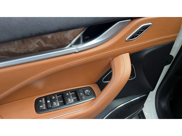 Maserati Levante 3.0 AWD SPORT autogeorge.com - автомобили, коли, обяви за нови и употребявани 16