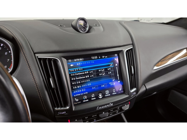 Maserati Levante 3.0 AWD LUXURY autogeorge.com - автомобили, коли, обяви за нови и употребявани 15