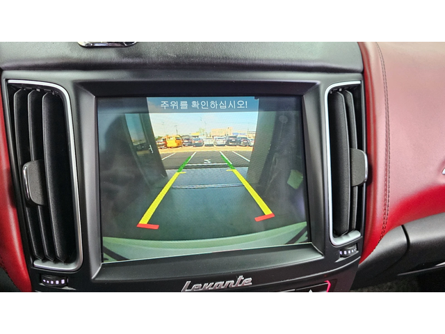 Maserati Levante 3.0 AWD SPORT autogeorge.com - автомобили, коли, обяви за нови и употребявани 13