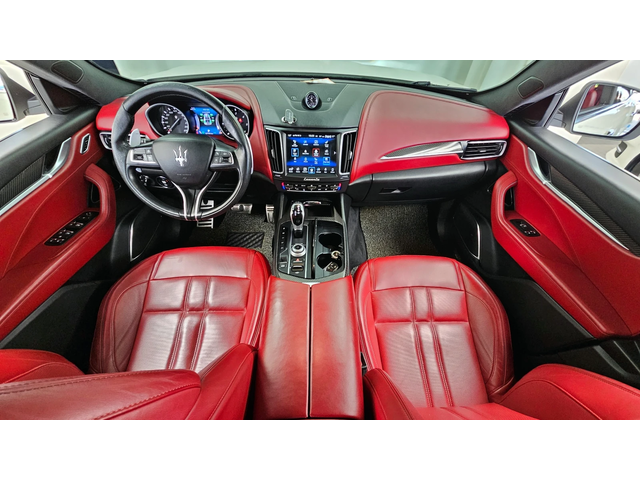 Maserati Levante 3.0 AWD SPORT autogeorge.com - автомобили, коли, обяви за нови и употребявани 5