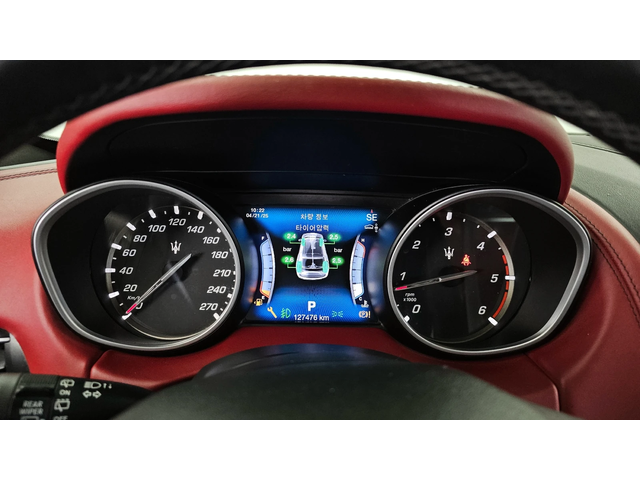 Maserati Levante 3.0 AWD SPORT autogeorge.com - автомобили, коли, обяви за нови и употребявани 6