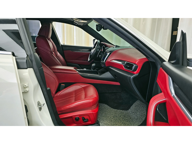 Maserati Levante 3.0 AWD SPORT autogeorge.com - автомобили, коли, обяви за нови и употребявани 9