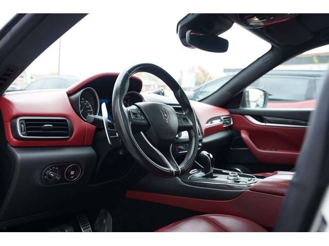 Maserati Levante * Sport * CARFAX * ЦЕНА ДО БГ - автомобили, коли, обяви за нови и употребявани 10