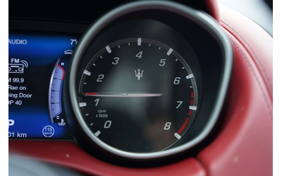 Maserati Levante * Sport * CARFAX * ЦЕНА ДО БГ - автомобили, коли, обяви за нови и употребявани 13