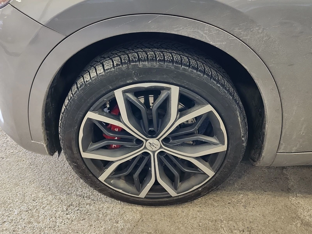 Maserati Levante 3.8 GTS С РЕГИСТРАЦИЯ & АВТО КРЕДИТ - автомобили, коли, обяви за нови и употребявани 12