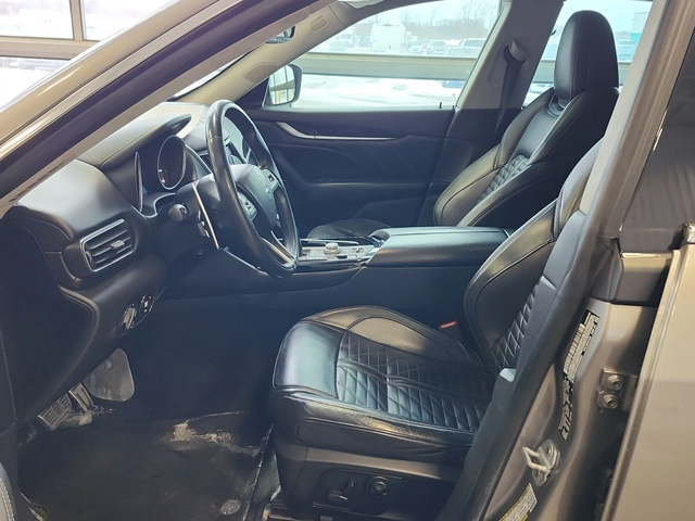 Maserati Levante 3.8 GTS С РЕГИСТРАЦИЯ & АВТО КРЕДИТ - автомобили, коли, обяви за нови и употребявани 4