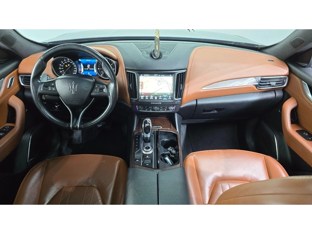Maserati Levante 3.0 Diesel AWD Premium - автомобили, коли, обяви за нови и употребявани 6