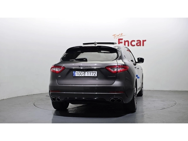 Maserati Levante 3.0 Diesel AWD GranSport - автомобили, коли, обяви за нови и употребявани 3