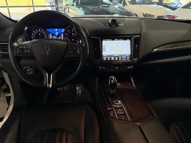 Maserati Levante S GranLusso 3.0L - автомобили, коли, обяви за нови и употребявани 7