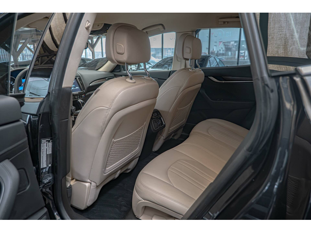 Maserati Levante Diesel/Камера/Sport/Distronic/F1/Подгрев/Sound Active - автомобили, коли, обяви за нови и употребявани 7