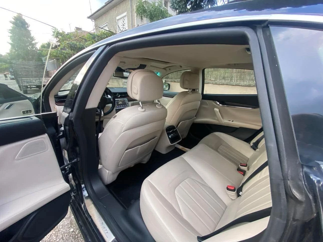 Maserati Quattroporte 3.0d - автомобили, коли, обяви за нови и употребявани 5