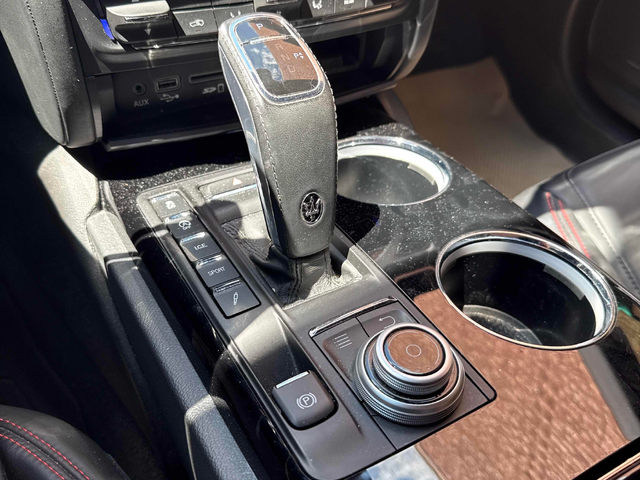 Maserati Quattroporte 3.0L 6cyl AWD - автомобили, коли, обяви за нови и употребявани 14