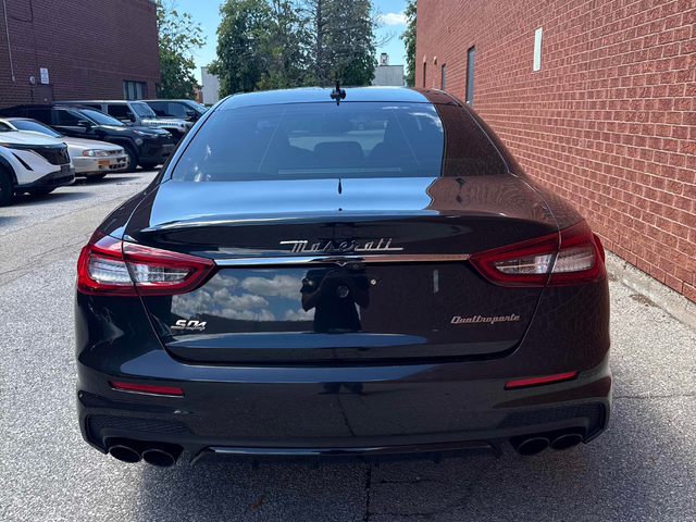 Maserati Quattroporte 3.0L 6cyl AWD - автомобили, коли, обяви за нови и употребявани 3