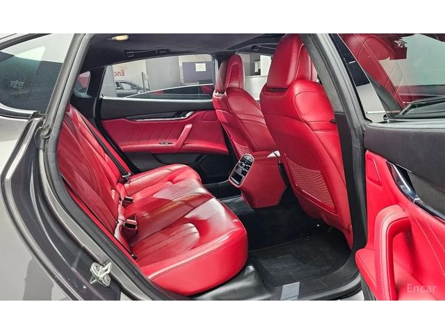 Maserati Quattroporte S* Q4* ОБДУХВАНЕ* ДИСТРОНИК* 360КАМЕРА* - автомобили, коли, обяви за нови и употребявани 13