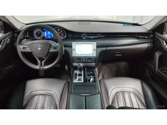 Maserati Quattroporte КОЖА* ОБДУХВ* НАВИ* ПАНО - автомобили, коли, обяви за нови и употребявани 4