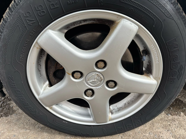 Mazda 2 1, 300 EURO4 - автомобили, коли, обяви за нови и употребявани 13