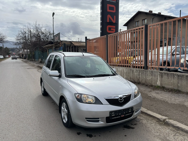 Mazda 2 1, 300 EURO4 - автомобили, коли, обяви за нови и употребявани 1