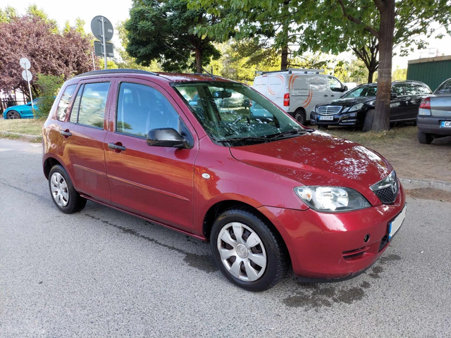 Mazda 2 1, 4i AUTOMATIC - автомобили, коли, обяви за нови и употребявани 1