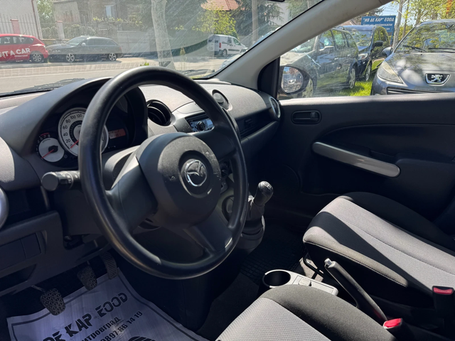 Mazda 2 1.4 BENZIN AUSTRIA - автомобили, коли, обяви за нови и употребявани 13
