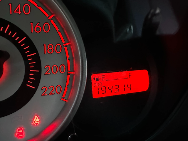 Mazda 2 1.3I 75KC - автомобили, коли, обяви за нови и употребявани 10