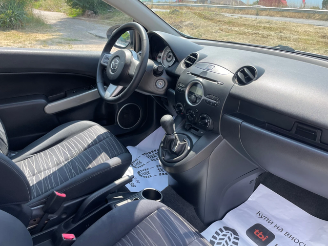 Mazda 2 1.4HDI-ITALIA - автомобили, коли, обяви за нови и употребявани 4