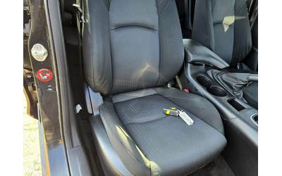 Mazda 3 1.5 SkyActiv-G (100 кс) - автомобили, коли, обяви за нови и употребявани 11