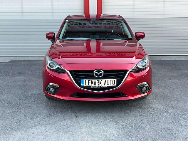 Mazda 3 1.5D - автомобили, коли, обяви за нови и употребявани 0