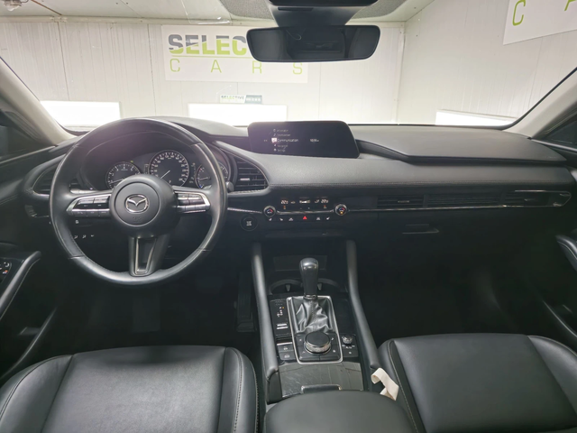 Mazda 3 2.5L SKYACTIV-G - автомобили, коли, обяви за нови и употребявани 11