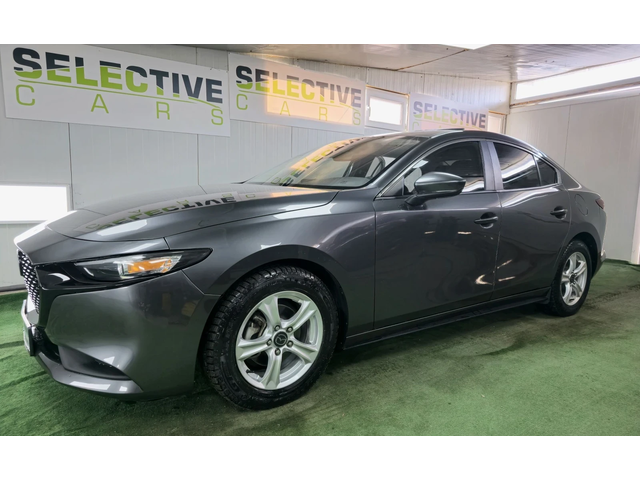 Mazda 3 2.5L SKYACTIV-G - автомобили, коли, обяви за нови и употребявани 2
