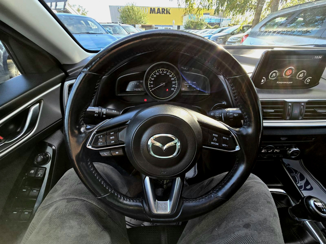 Mazda 3 2.0 SkyActiv-G (120 кс) - автомобили, коли, обяви за нови и употребявани 12
