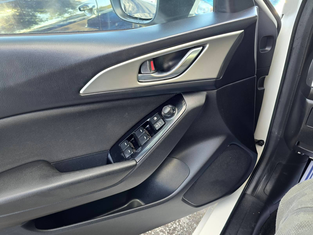 Mazda 3 2.0 SkyActiv-G (120 кс) - автомобили, коли, обяви за нови и употребявани 7