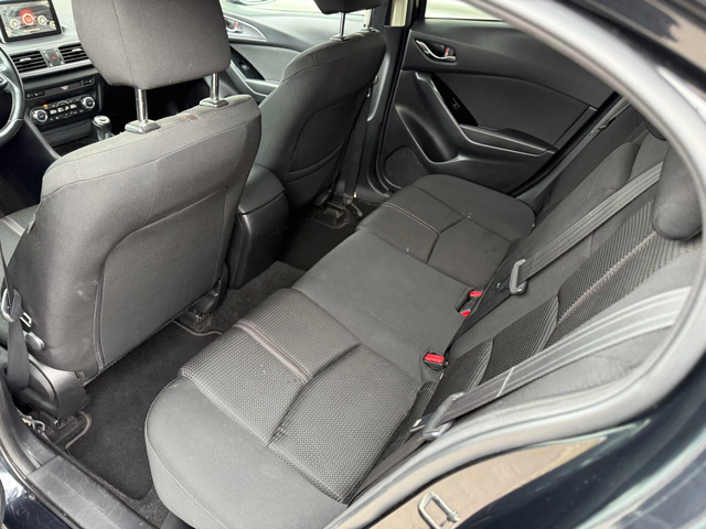 Mazda 3 SKYACTIV technology+ Бензин+ Камера+ Xnenon - автомобили, коли, обяви за нови и употребявани 9