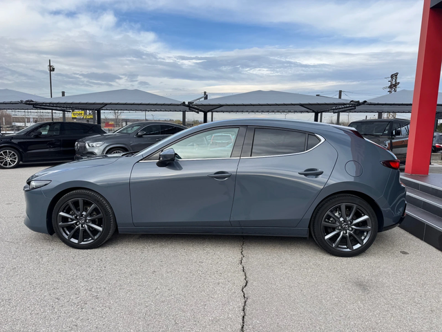 Mazda 3 2.0i-AWD-HEADUP-DISTRONIC-BOSE-360cam-ПОДГРЕВ-FULL - автомобили, коли, обяви за нови и употребявани 2